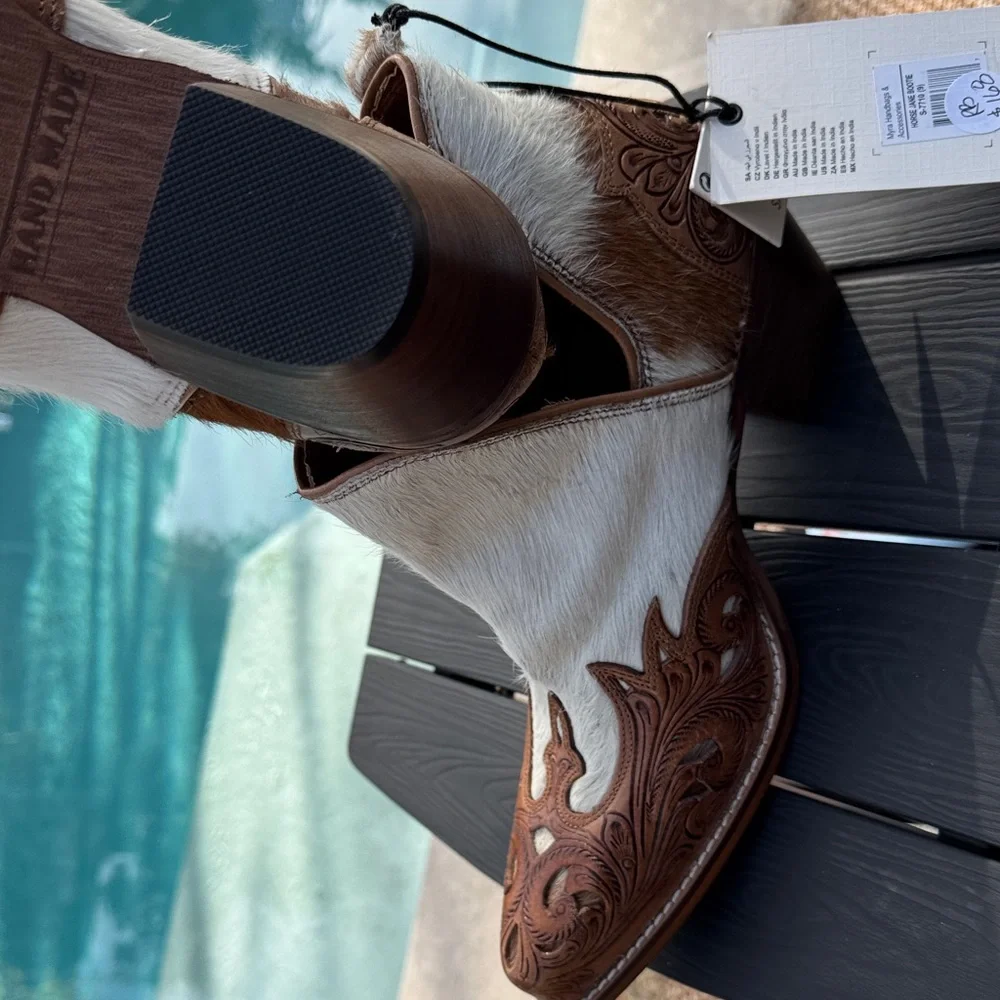 Myra Bag Brown and White Hair on Hide Ankle Boots, Brand New w/bag. - Picture 6 of 14